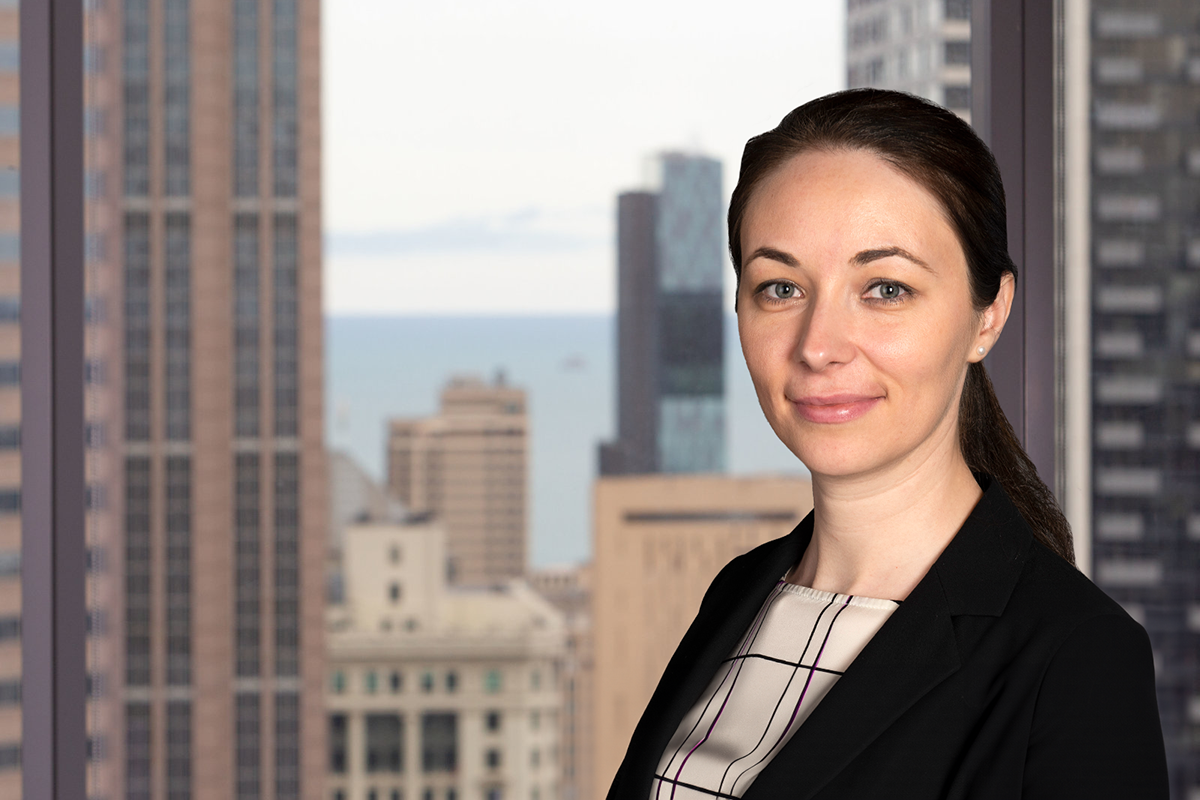 Simona Ilies, Chapman and Cutler LLP Photo