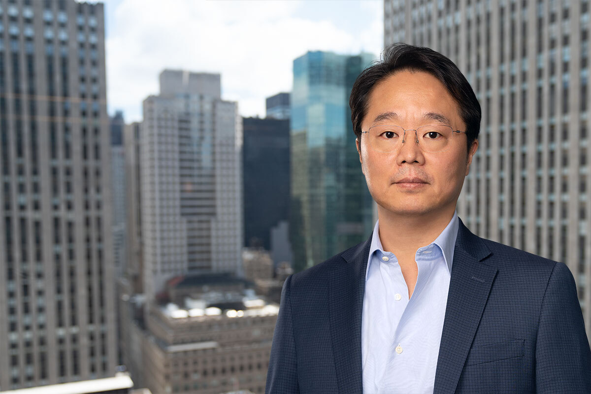 Samuel Yoo, Chapman and Cutler LLP Photo